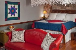 Romantic Getaway Ideas in Lancaster PA, Historic Smithton Inn